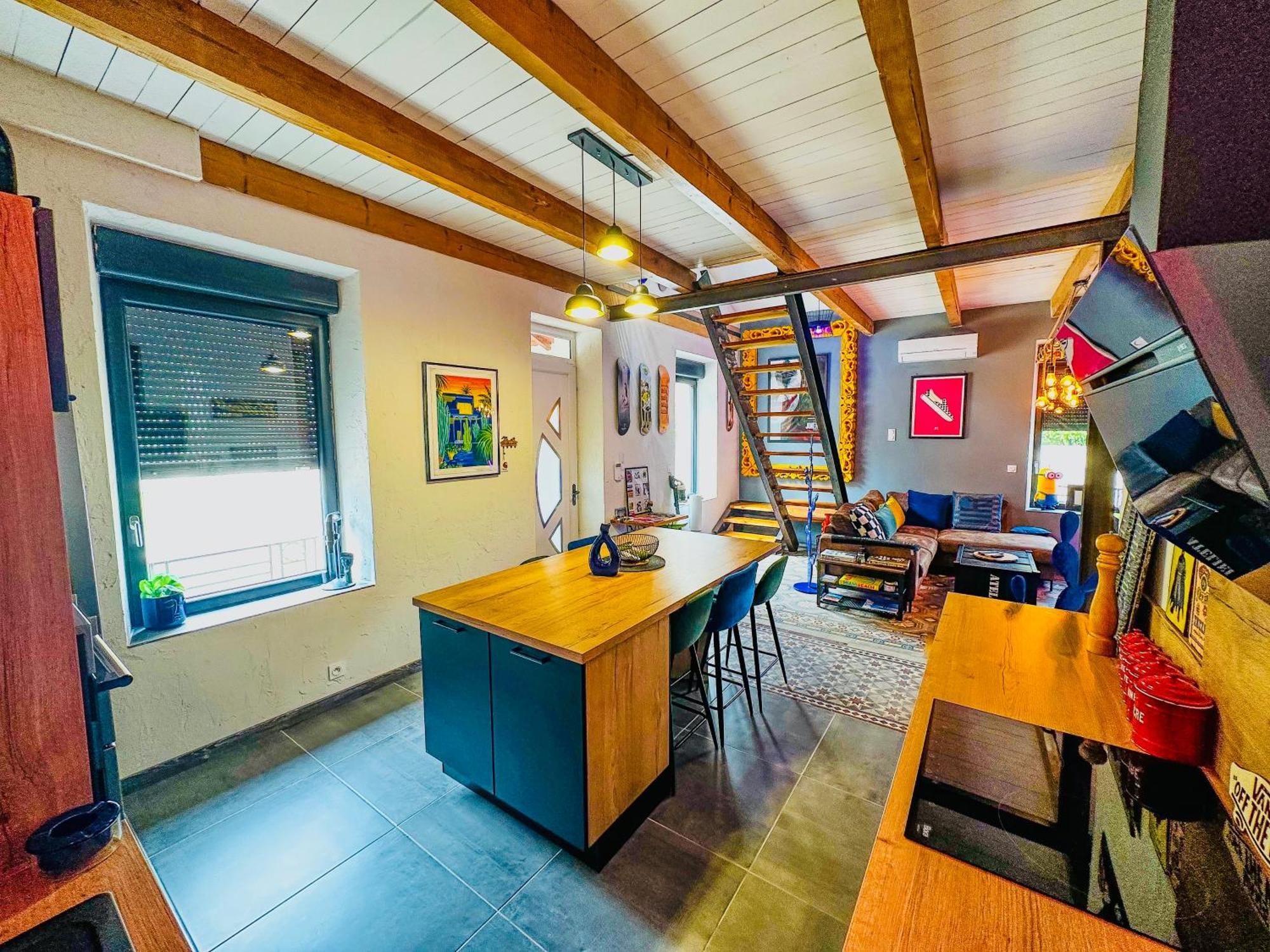 فيلا Loft Modern Avec Jardin Piscine Et Pool House Lavalette المظهر الخارجي الصورة